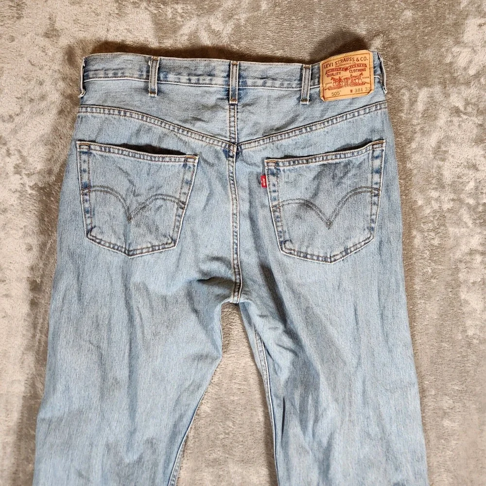 Levi's 505‎ Jeans Men's 36X33 (Tag 38X32) Blue Denim Regular Fit
